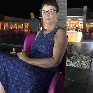 Meet your Posher, Brenda